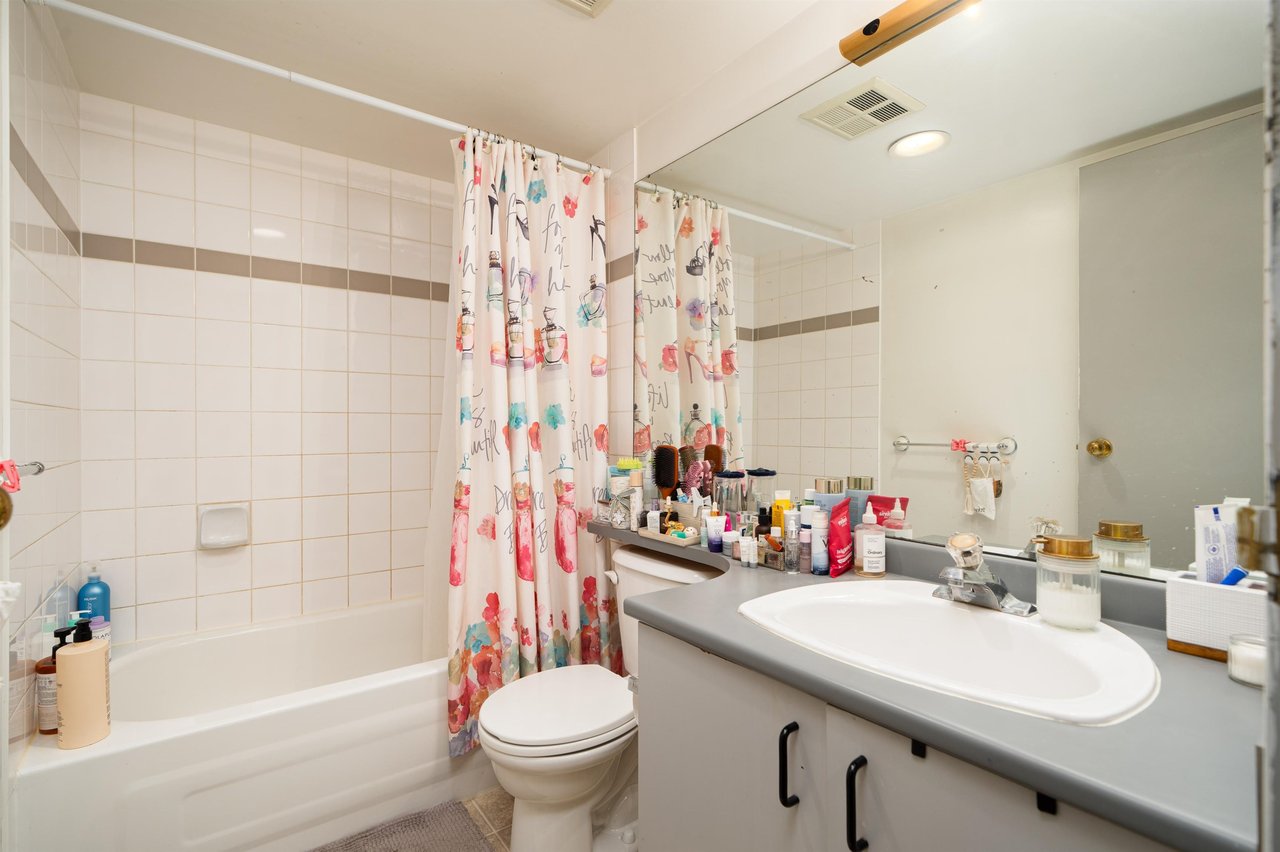 1060 Alberni St, #809