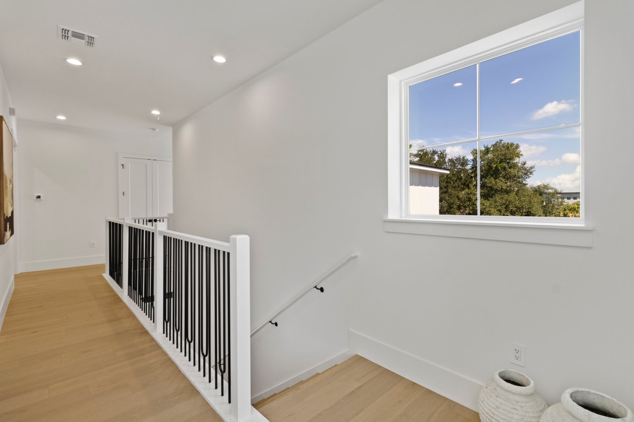 7706 Ficquette Rd- Windermere