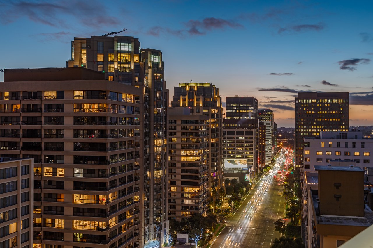 10727 Wilshire Blvd Unit: 1805, Wilshire Corridor