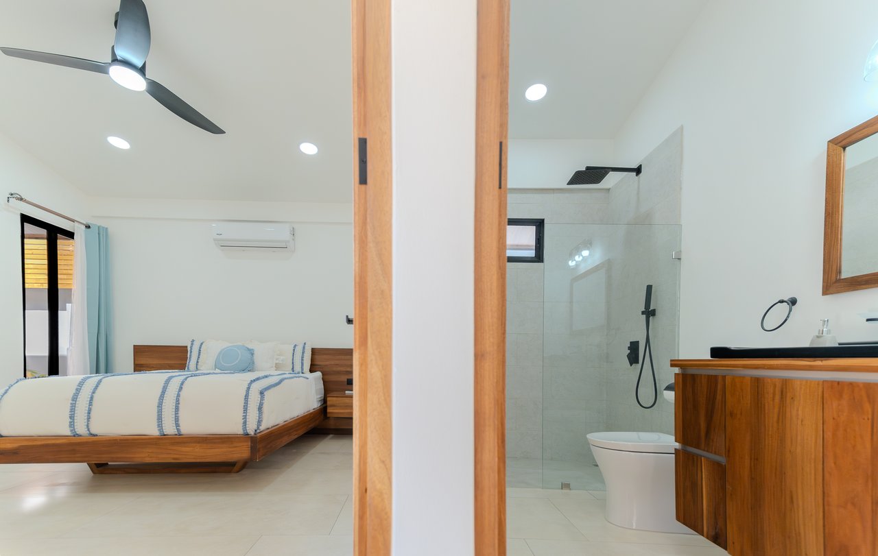 Location,Location, Location – 3-Bedroom Villa Steps from the Beach