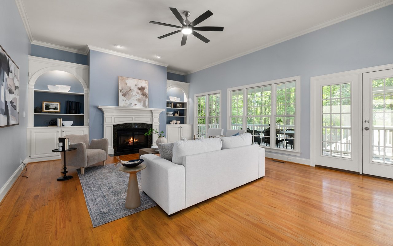 The Things You'll Love and Hate About Living in An Hoa Community