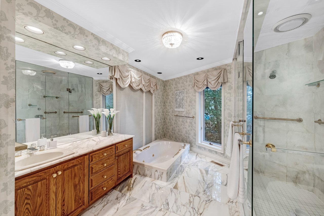 1000 Mississauga Heights Dr