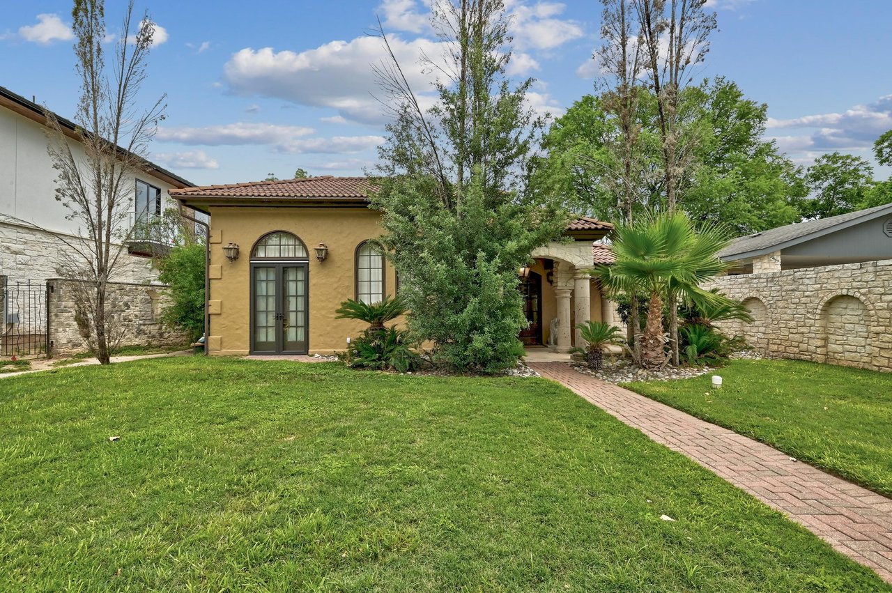 1746 Channel Road