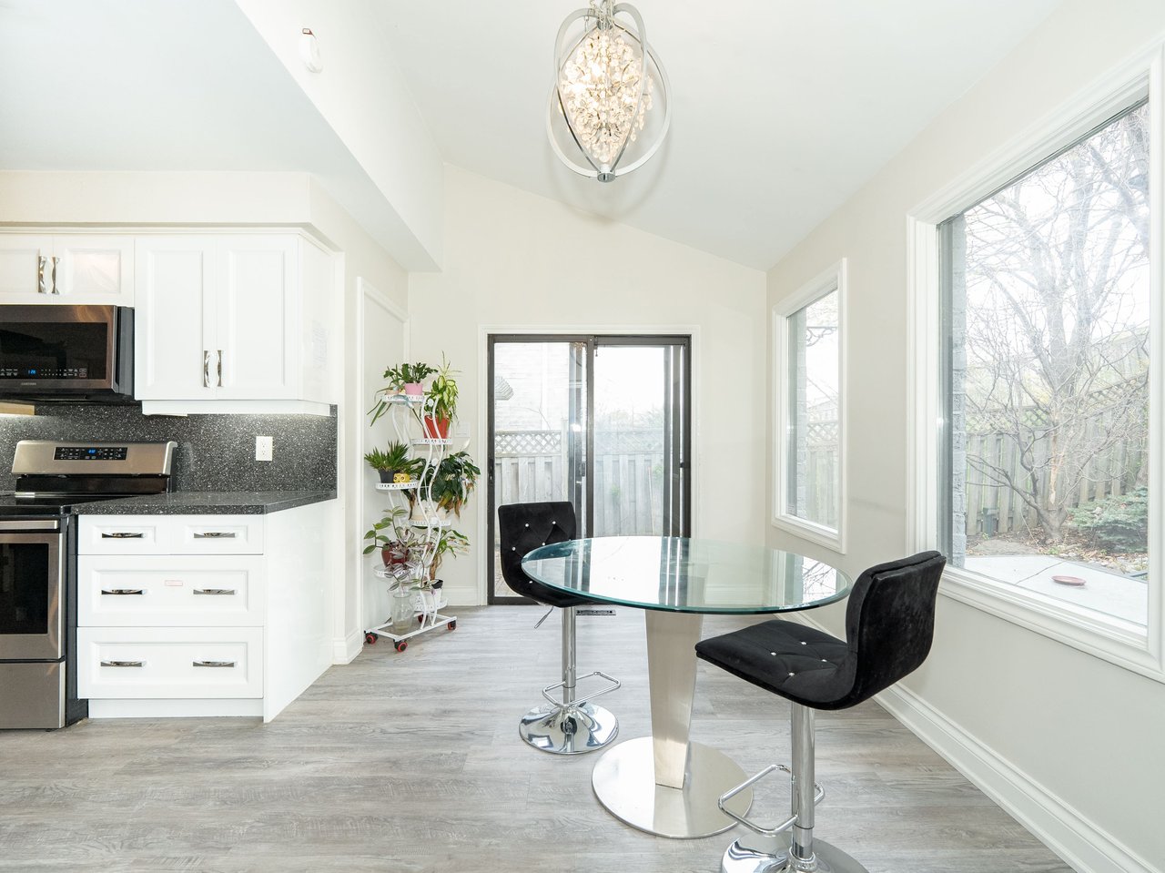 133 O'connor Crescent