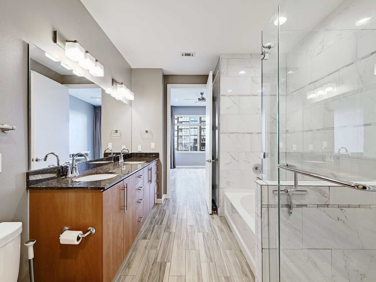 54 Rainey Street PH09