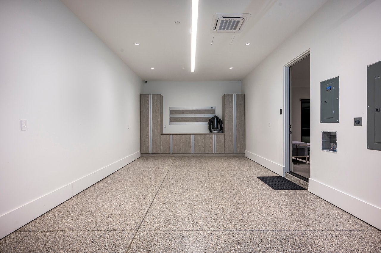 10784 E PINNACLE PEAK Road