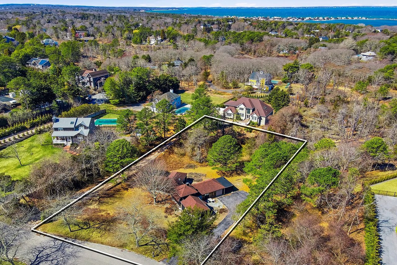45 Blackwatch Ct