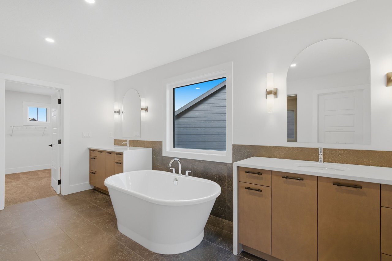 192 Creekstone Hill SW