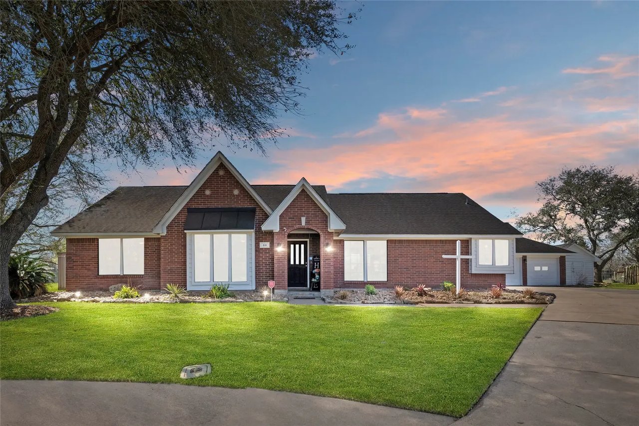 66 S Calla Lily Ct
