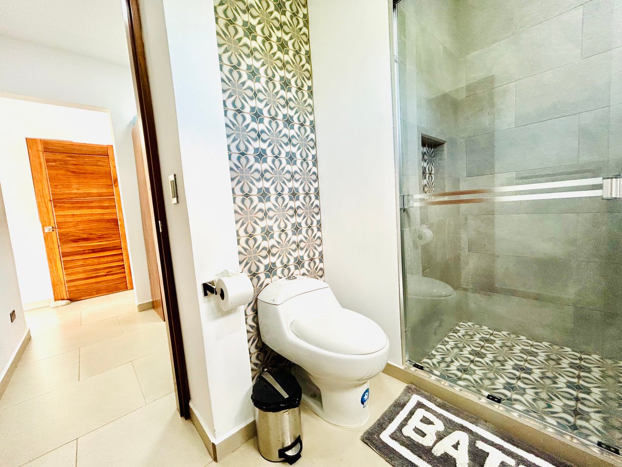 Tropical Modern Living Near Uvita – Stylish Pool Home with Privacy | Price Reduced