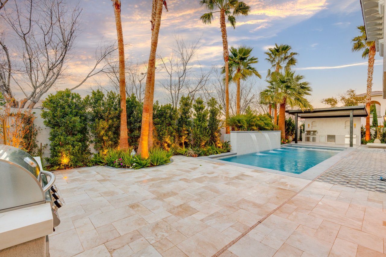 Private pool in a Las Vegas luxury home