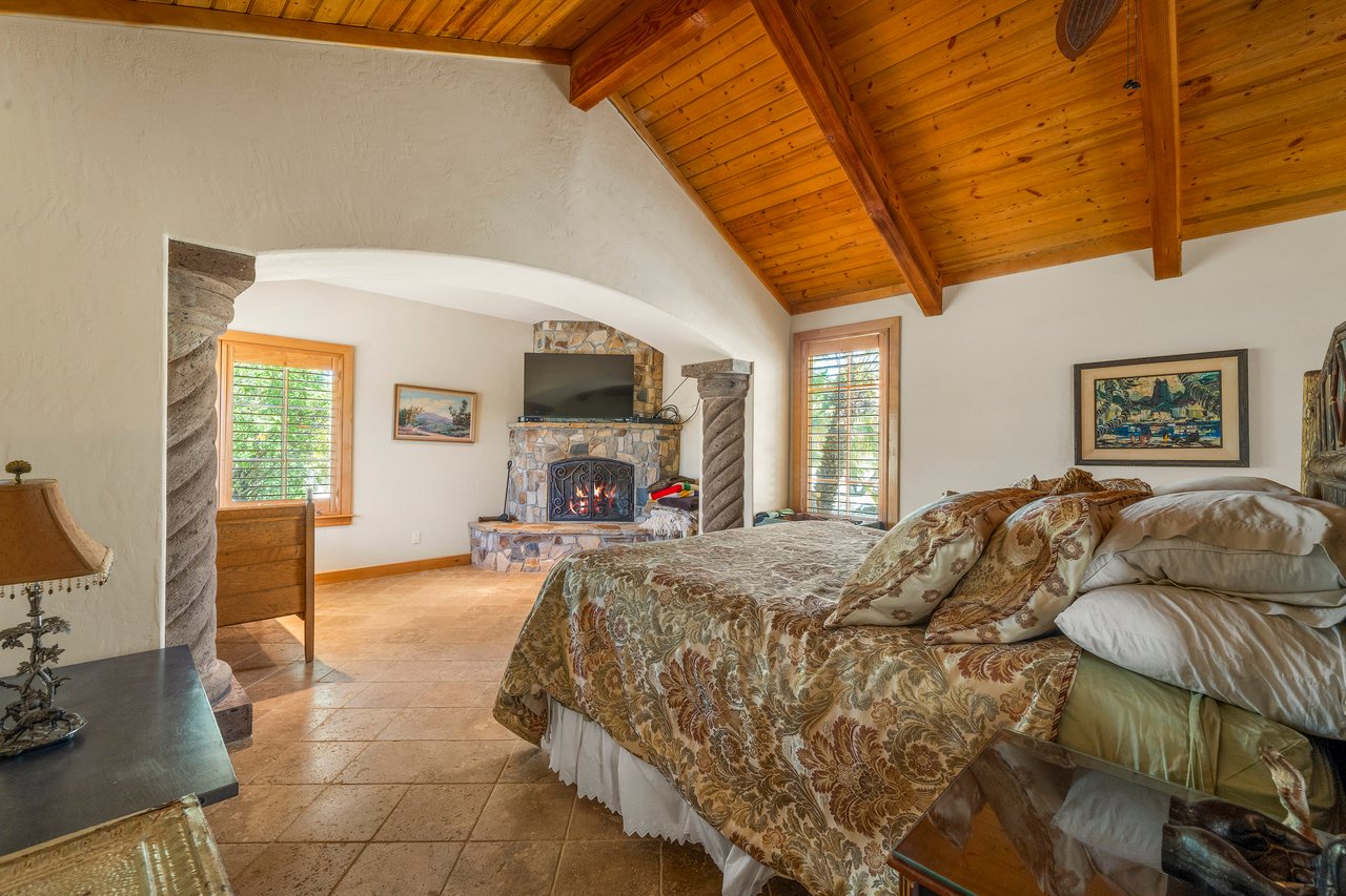 41290 Avenida Delores