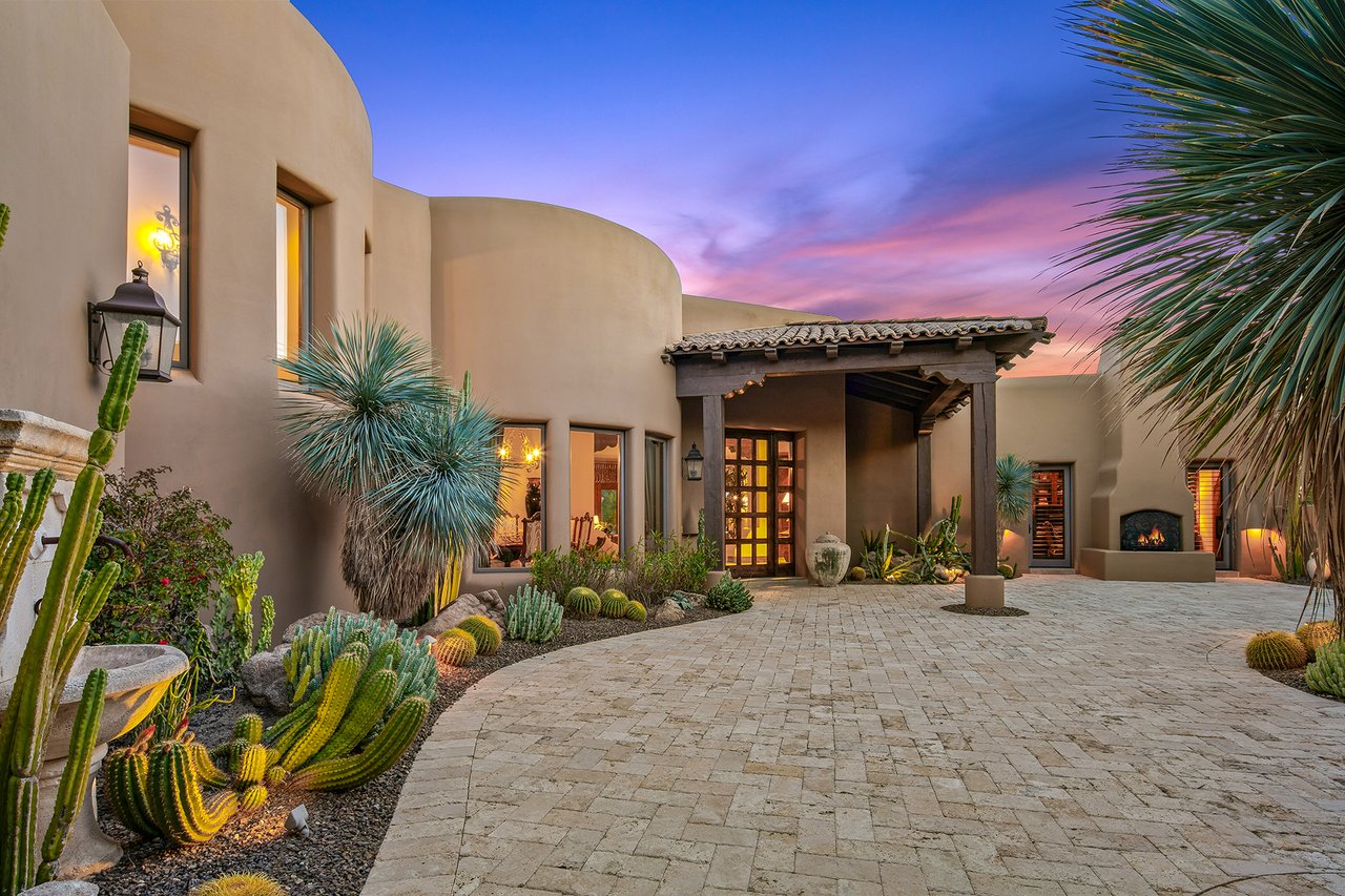 7311 E ARROYO HONDO Road