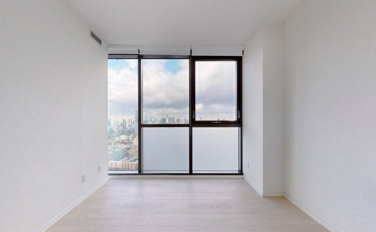 16 Bonnycastle Street Unit: 4202 