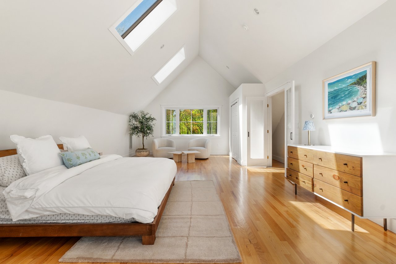 Ridgefield CT Real Estate: The Sale of 9 Maplewood Road