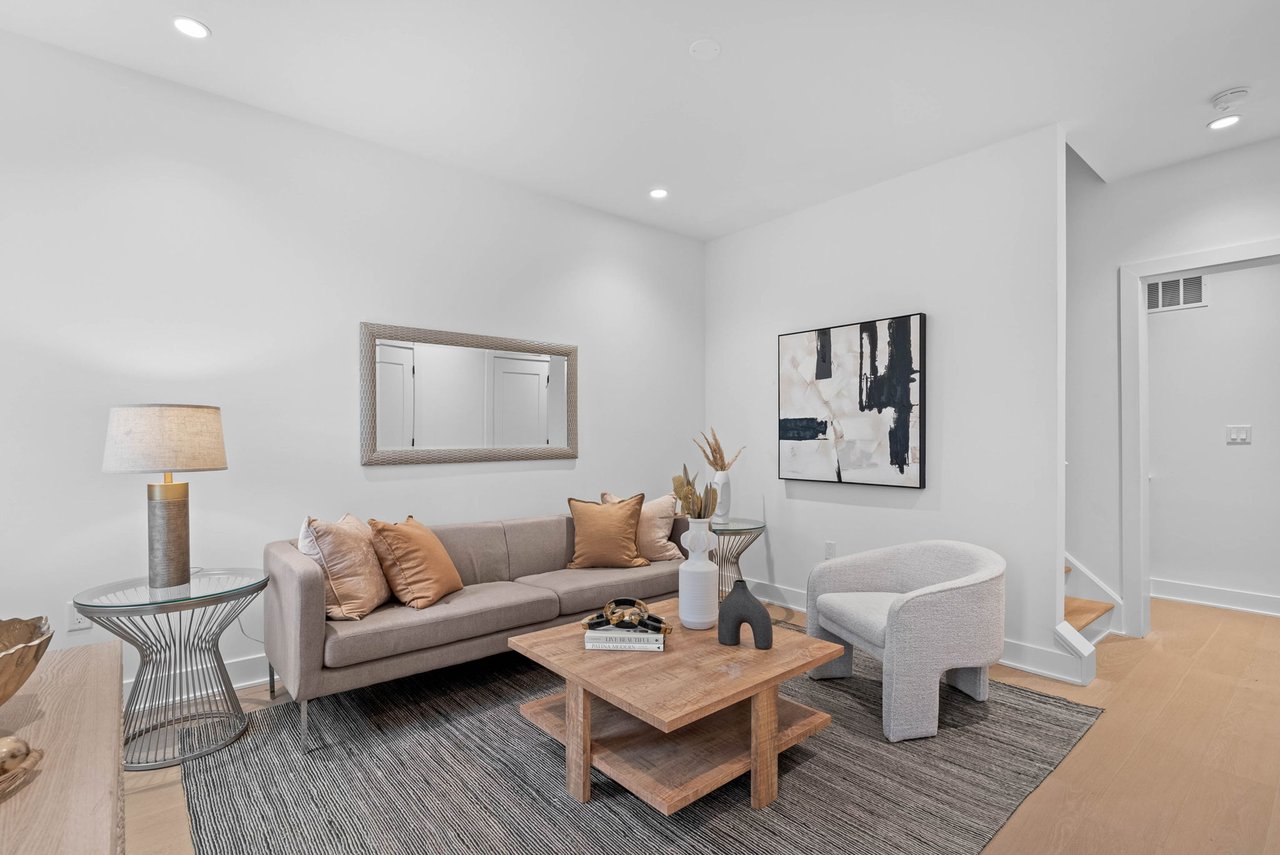 654 Fairmount Ave, Philadelphia, PA 19123