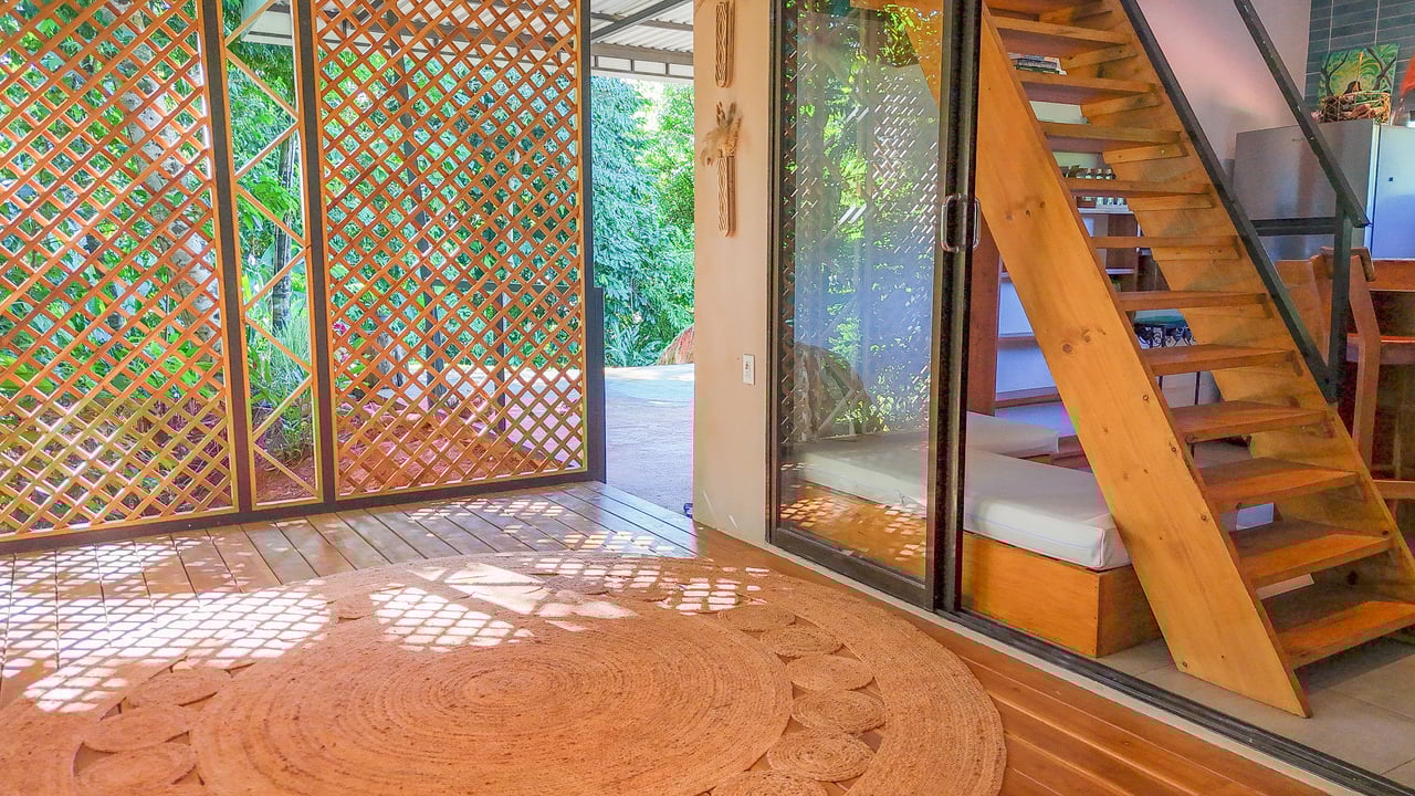 Jungle River Retreat with Airbnb & Build Space in Ojochal