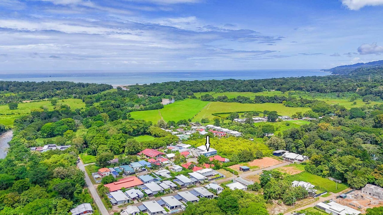 Resort-Hotel for Sale in Uvita – 12 Two-Bedroom Apartments & Pool