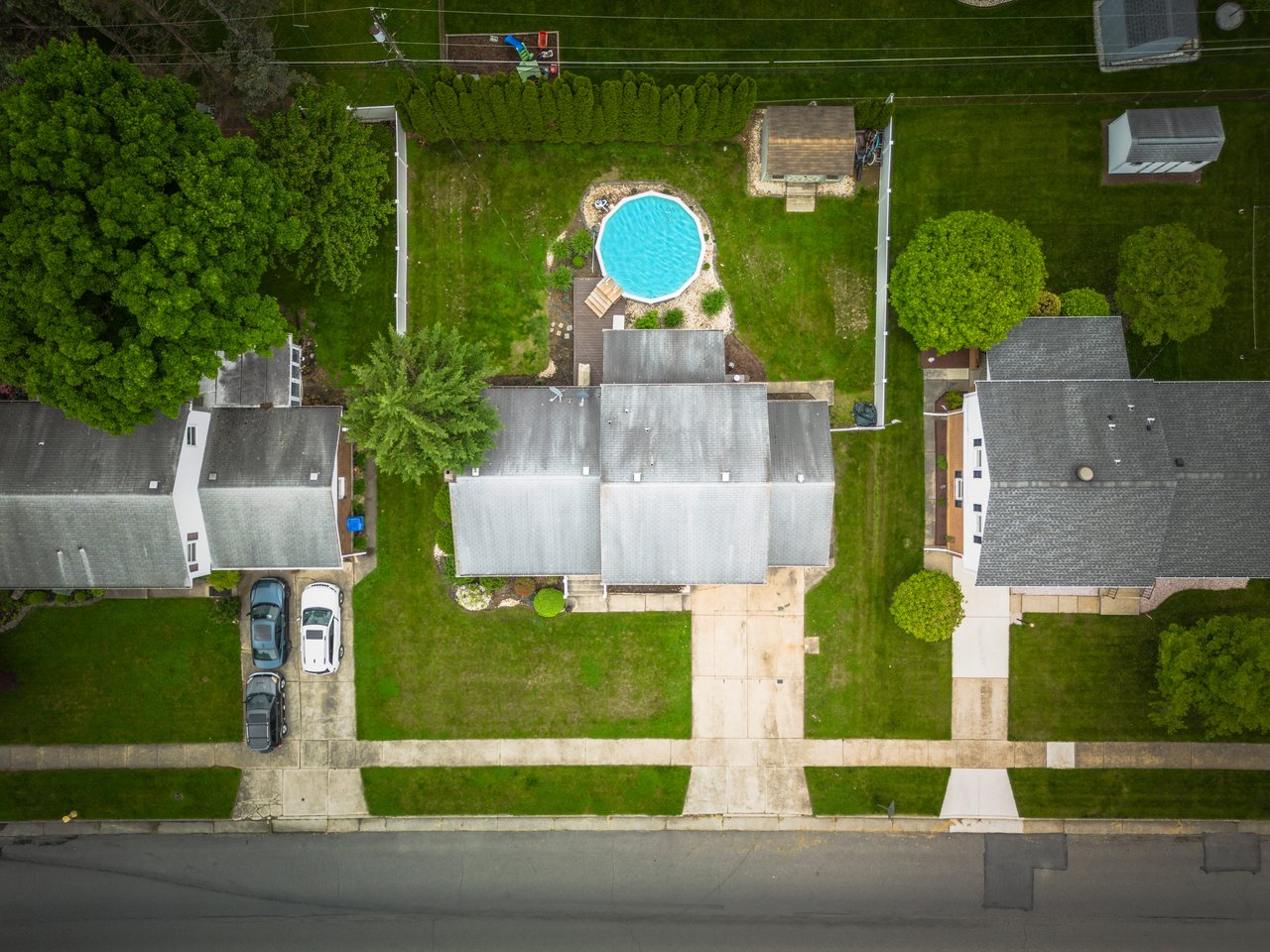 1915 Johnston Drive
