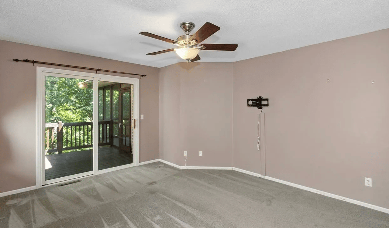 125 E Dovetail Dr