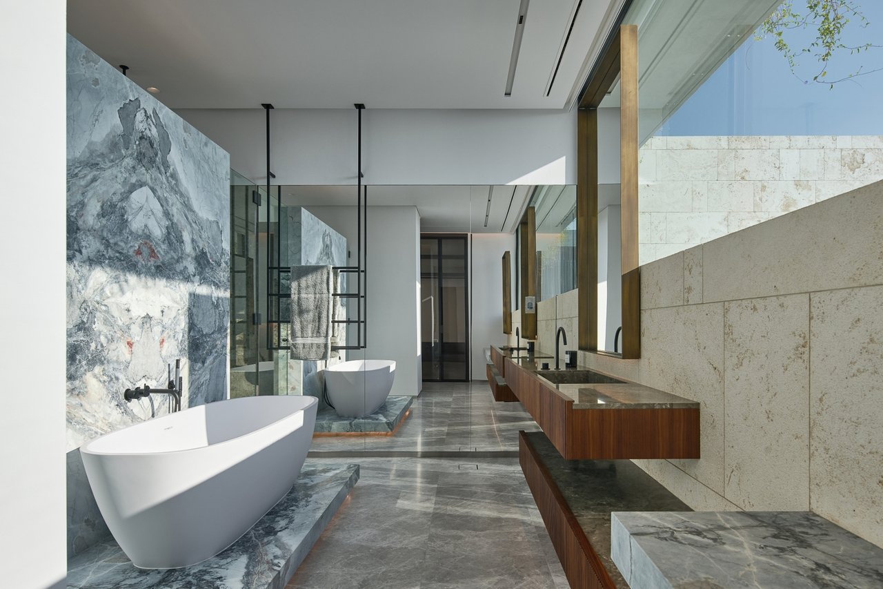 Jumeirah Bay Island Mansion 