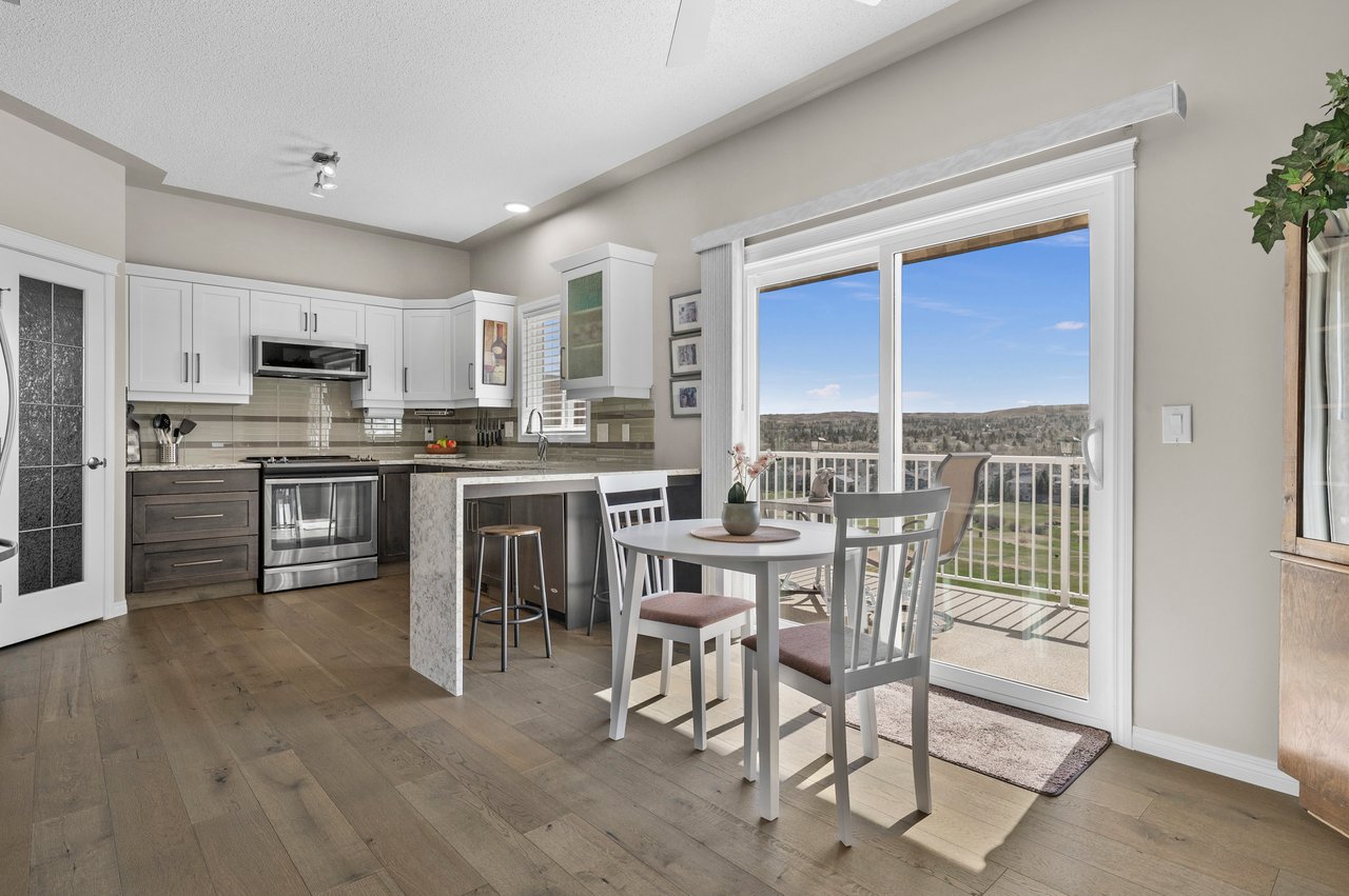 139 Country Hills Gardens NW