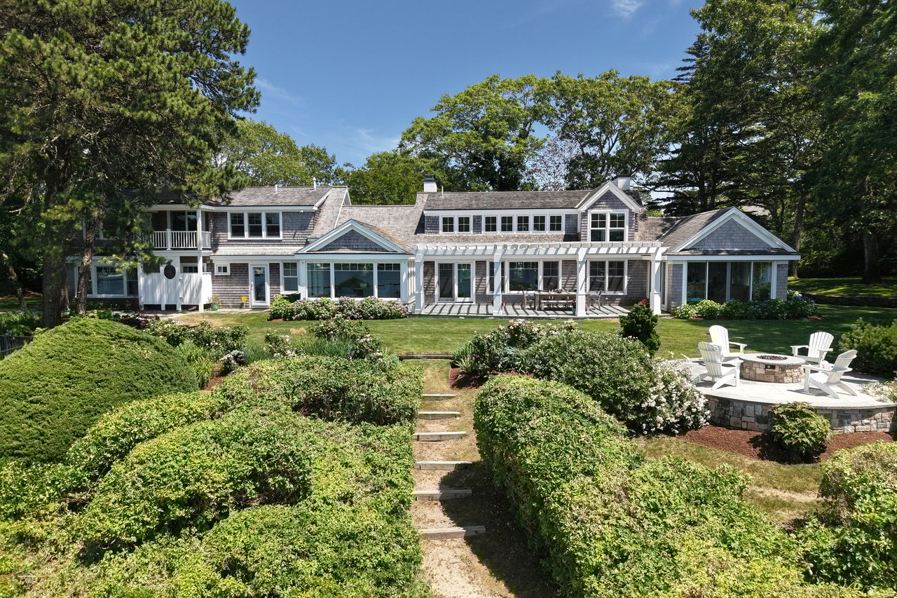 Exquisite Waterfront Estate on Oyster Harbors