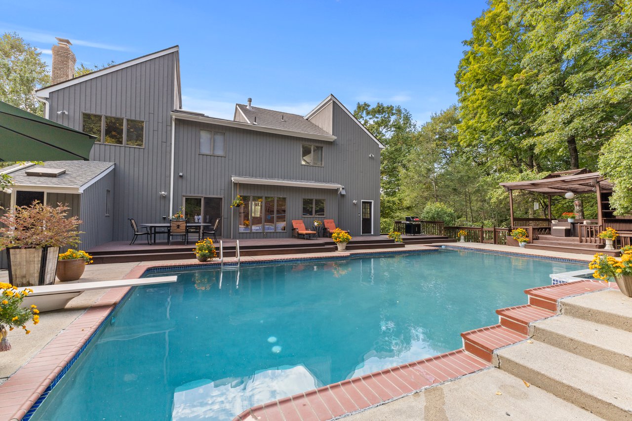 10 South Glen Road