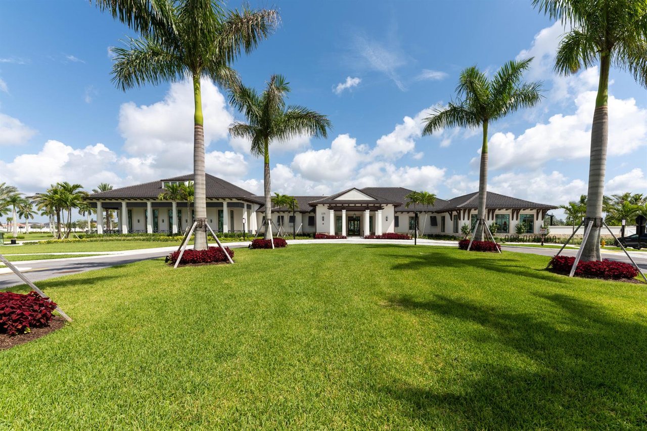 12269 Waterstone Cir