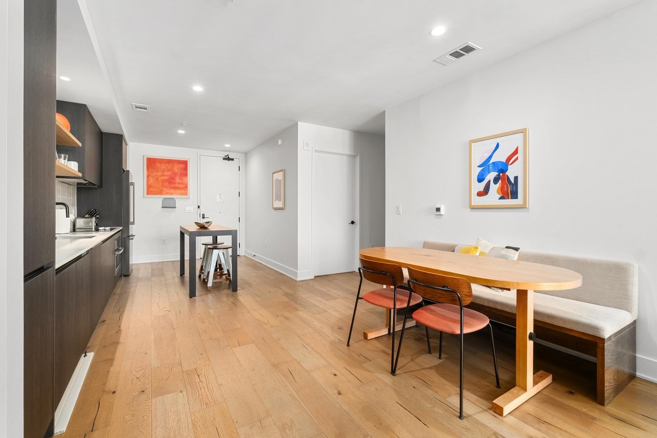 48 East Avenue #1310