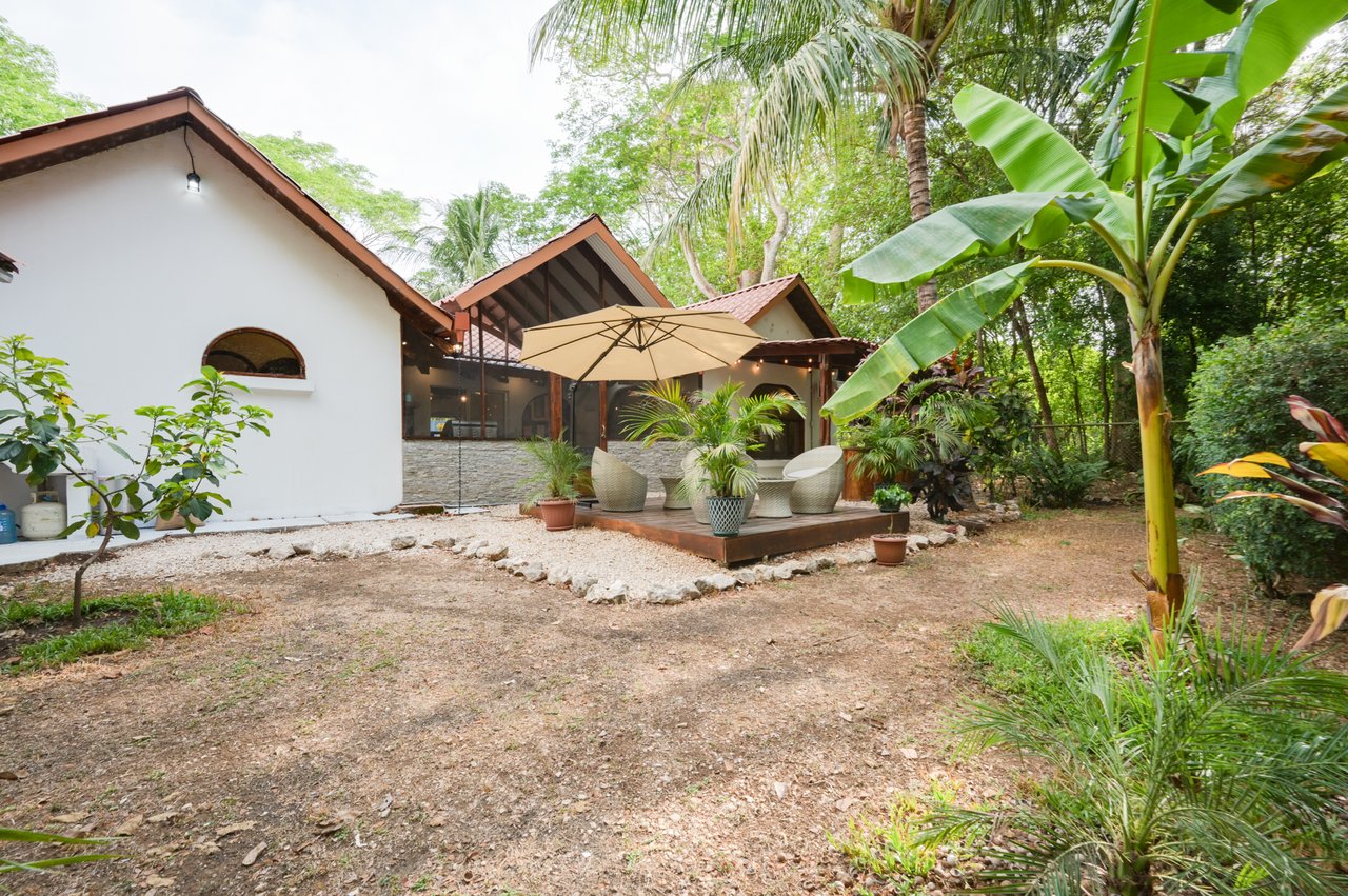Casa de Luz | 3BR Tropical Home with Pool & Rancho, Walk to Potrero Beach