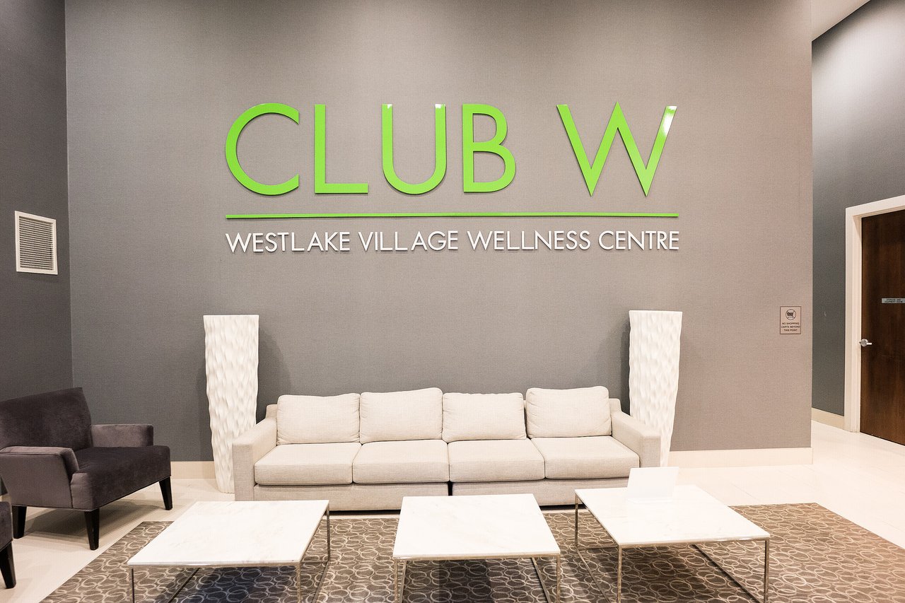 2212 Lake Shore Boulevard W 1803