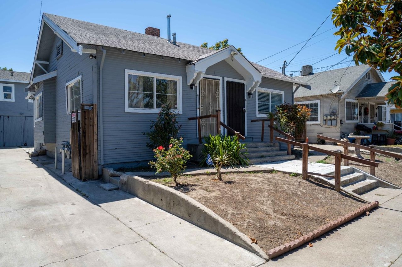 273 N 11th Street
