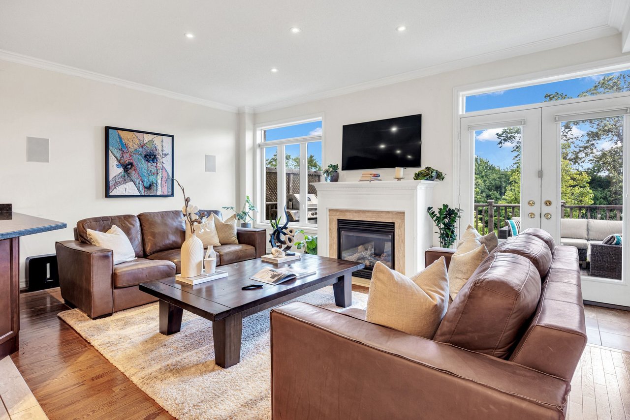 1116 Woodington Lane