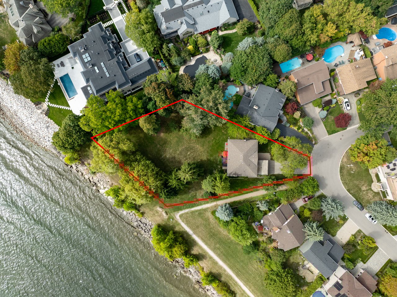 20 Arkendo Drive, Oakville