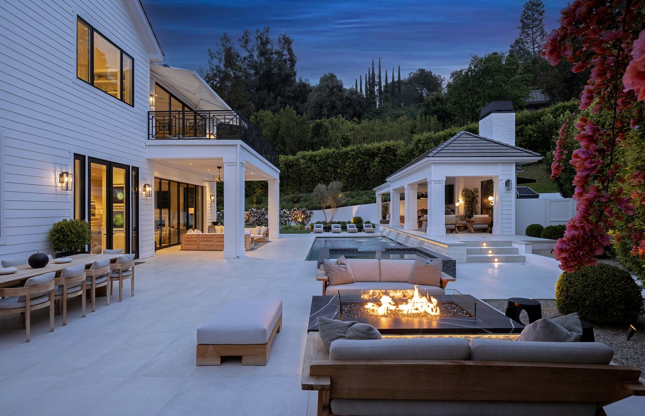 9520 Hidden Valley Rd, Beverly Hills