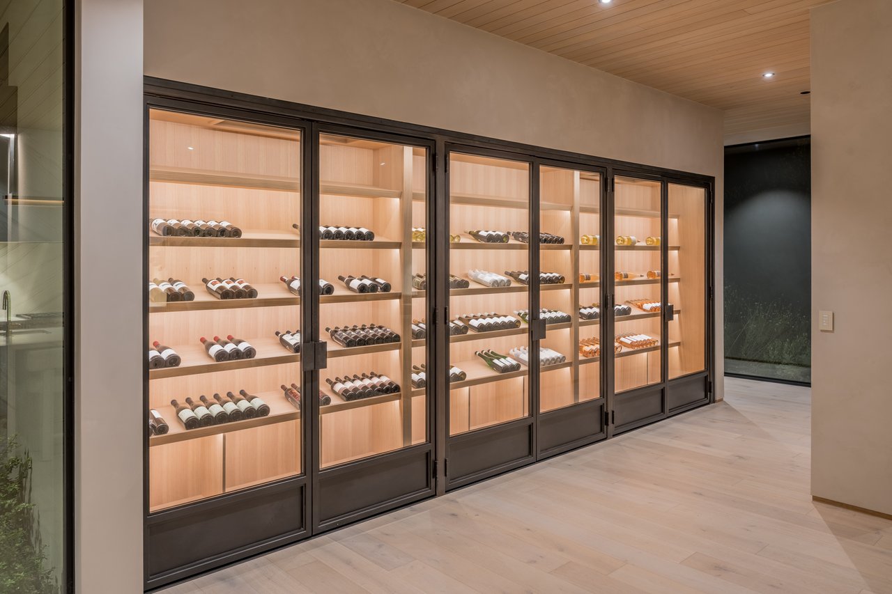 1608 Ridge Valley Road