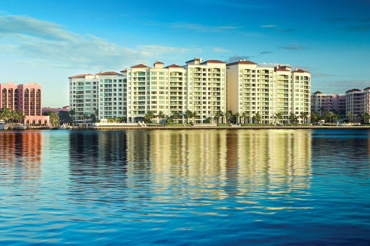 Mizner Grand
