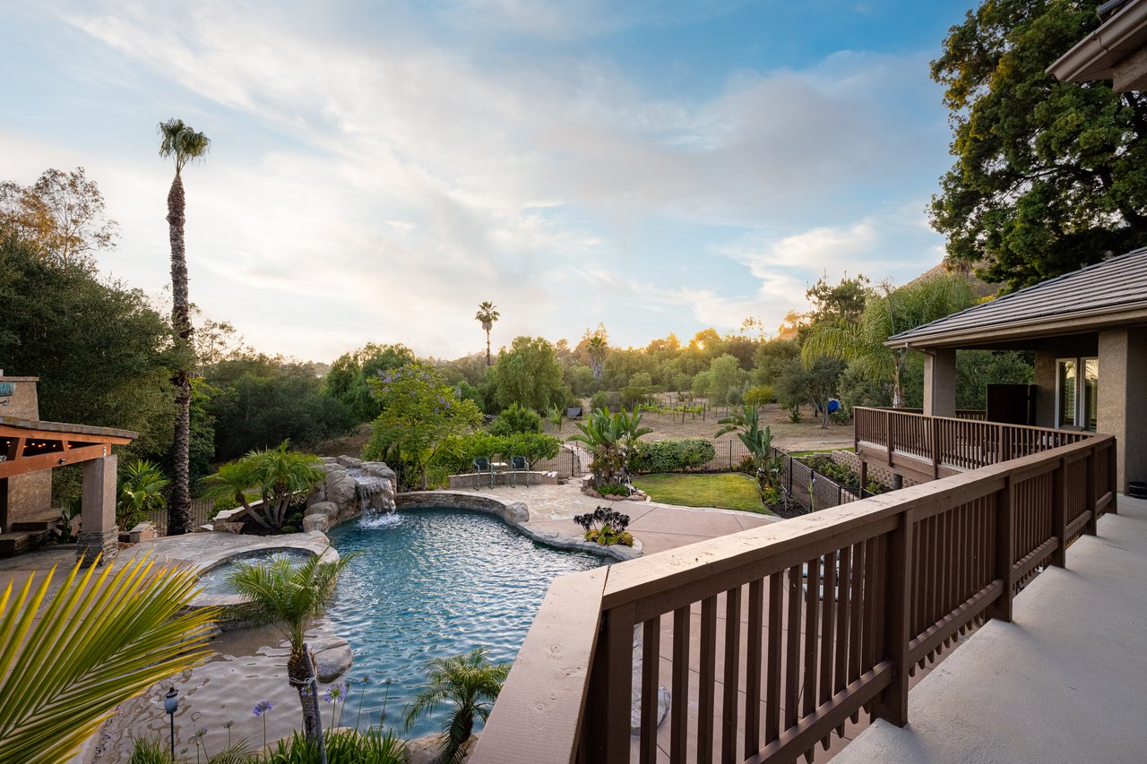 15275 Eastvale Rd