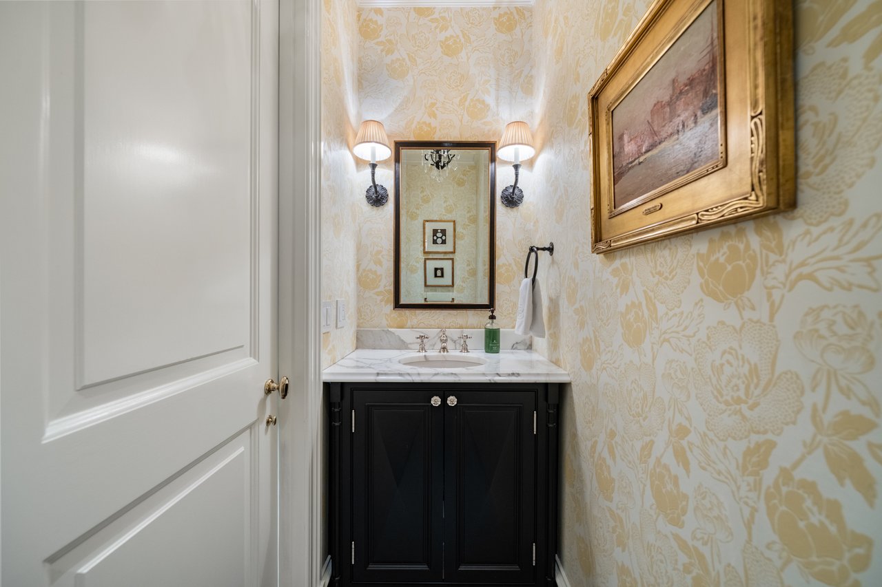 36 Commonwealth Avenue