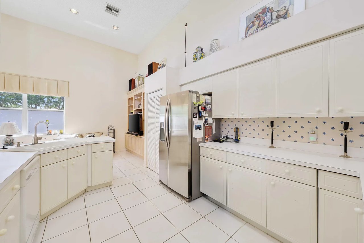2502 NW 66th Drive
