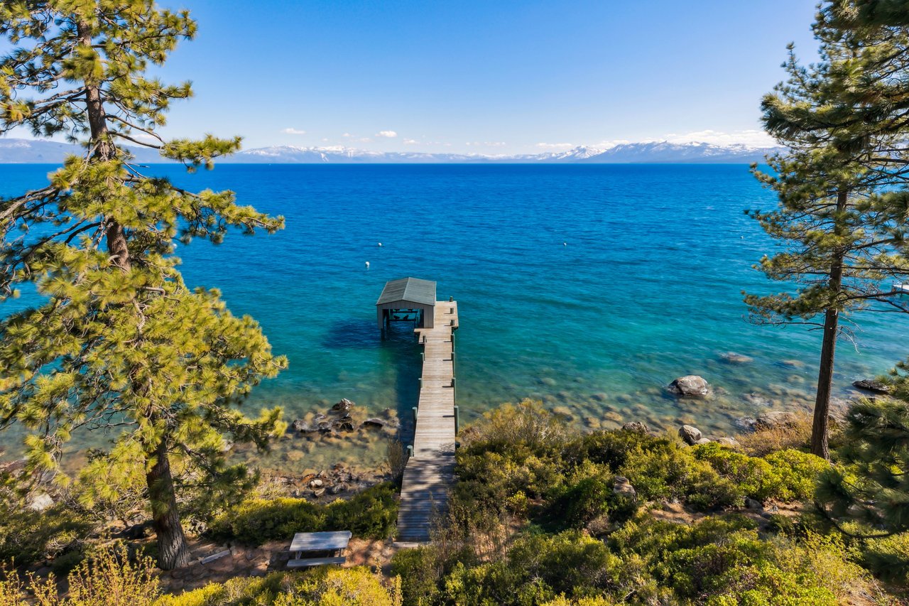 Coveted Dollar Point Lakefront