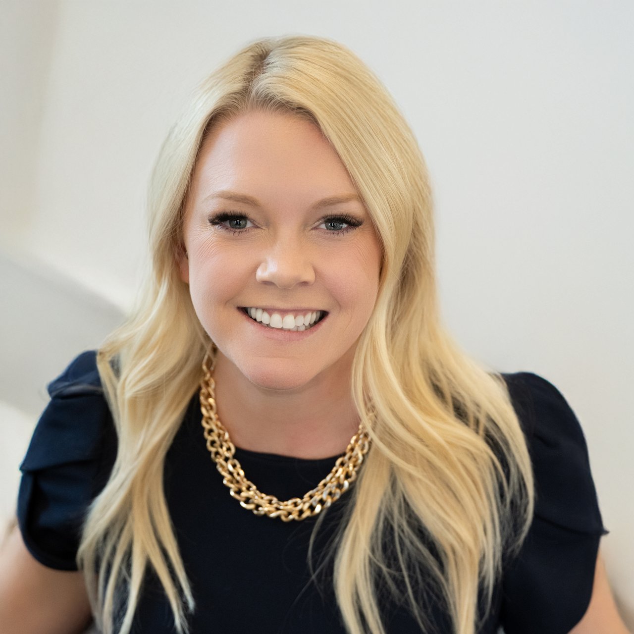 Emily Hammes Iowa City, IA Real Estate Agent Headshot