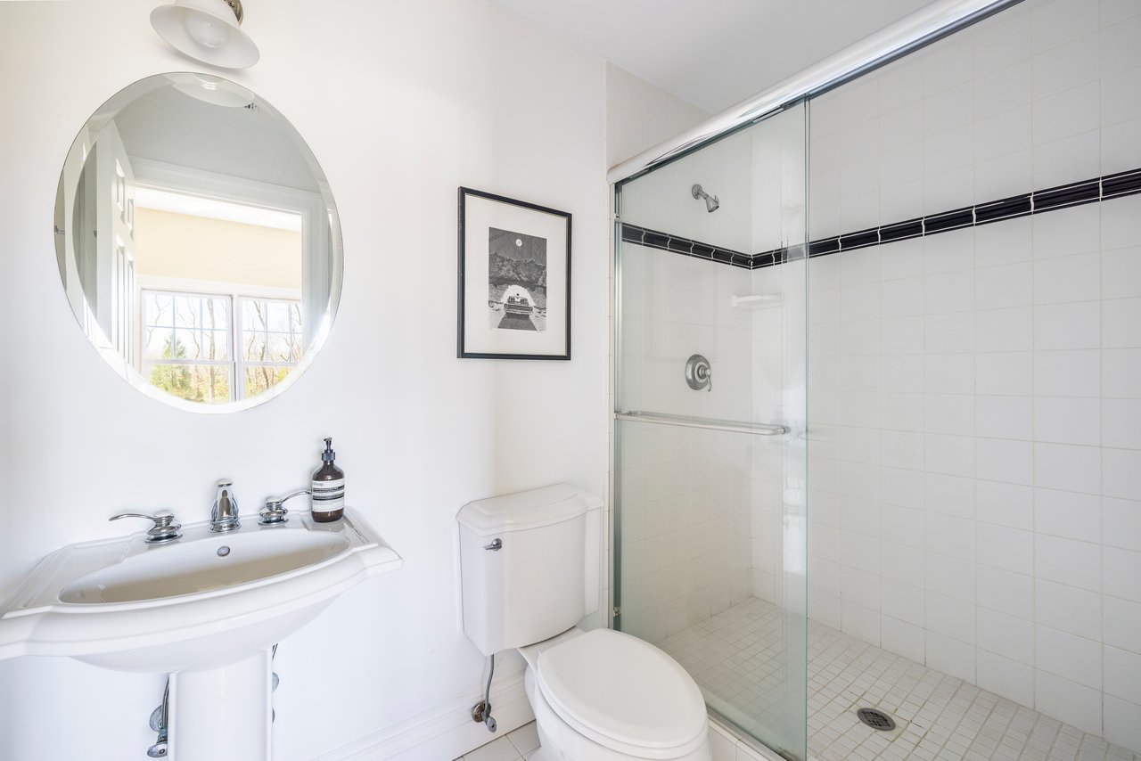 9 Dering Lane, East Hampton
