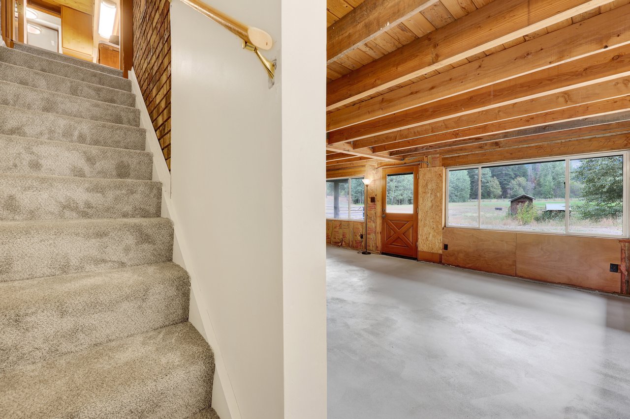 2001 Zrebiec Road, Cle Elum