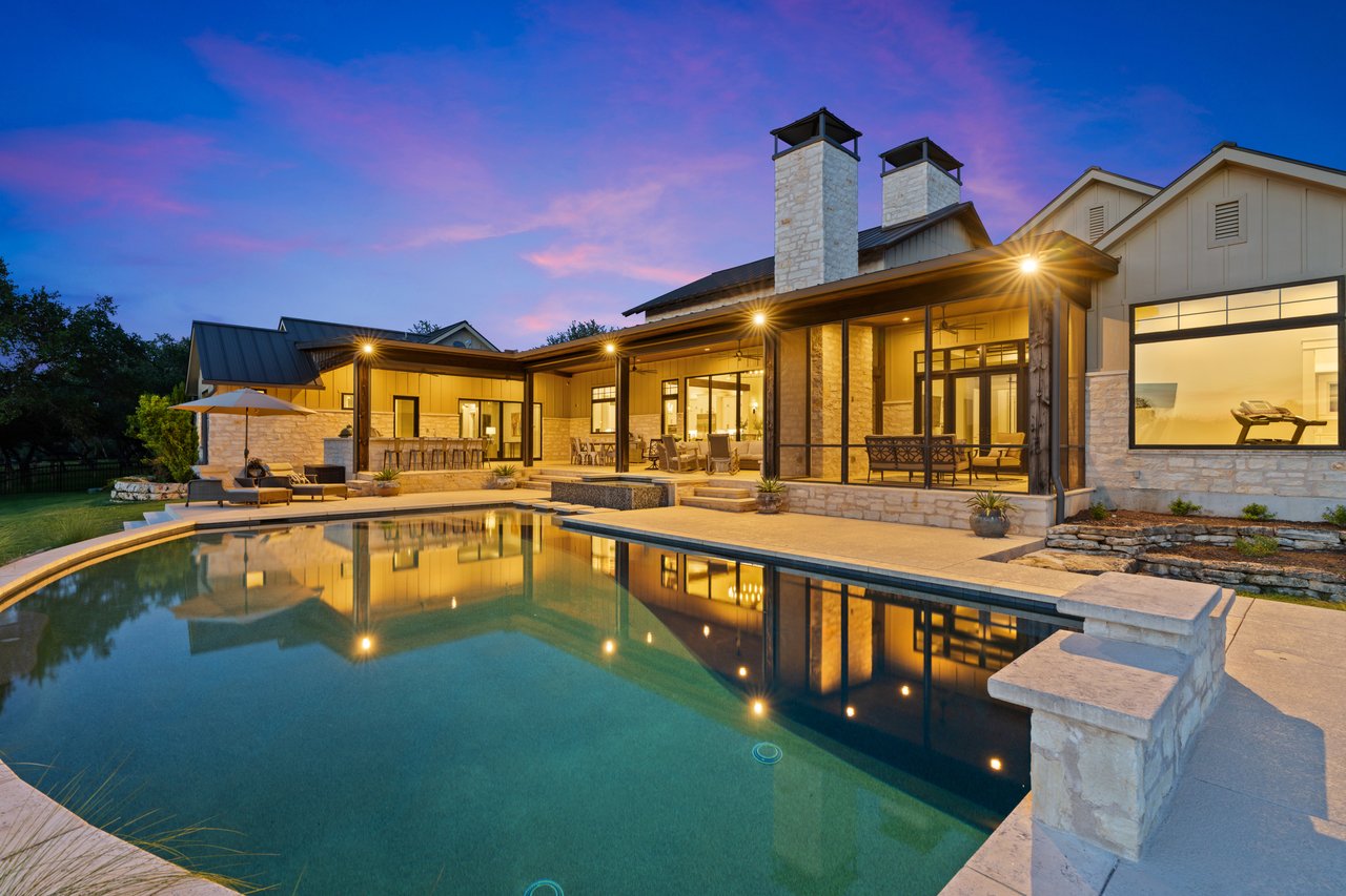 1457 Avenida High View