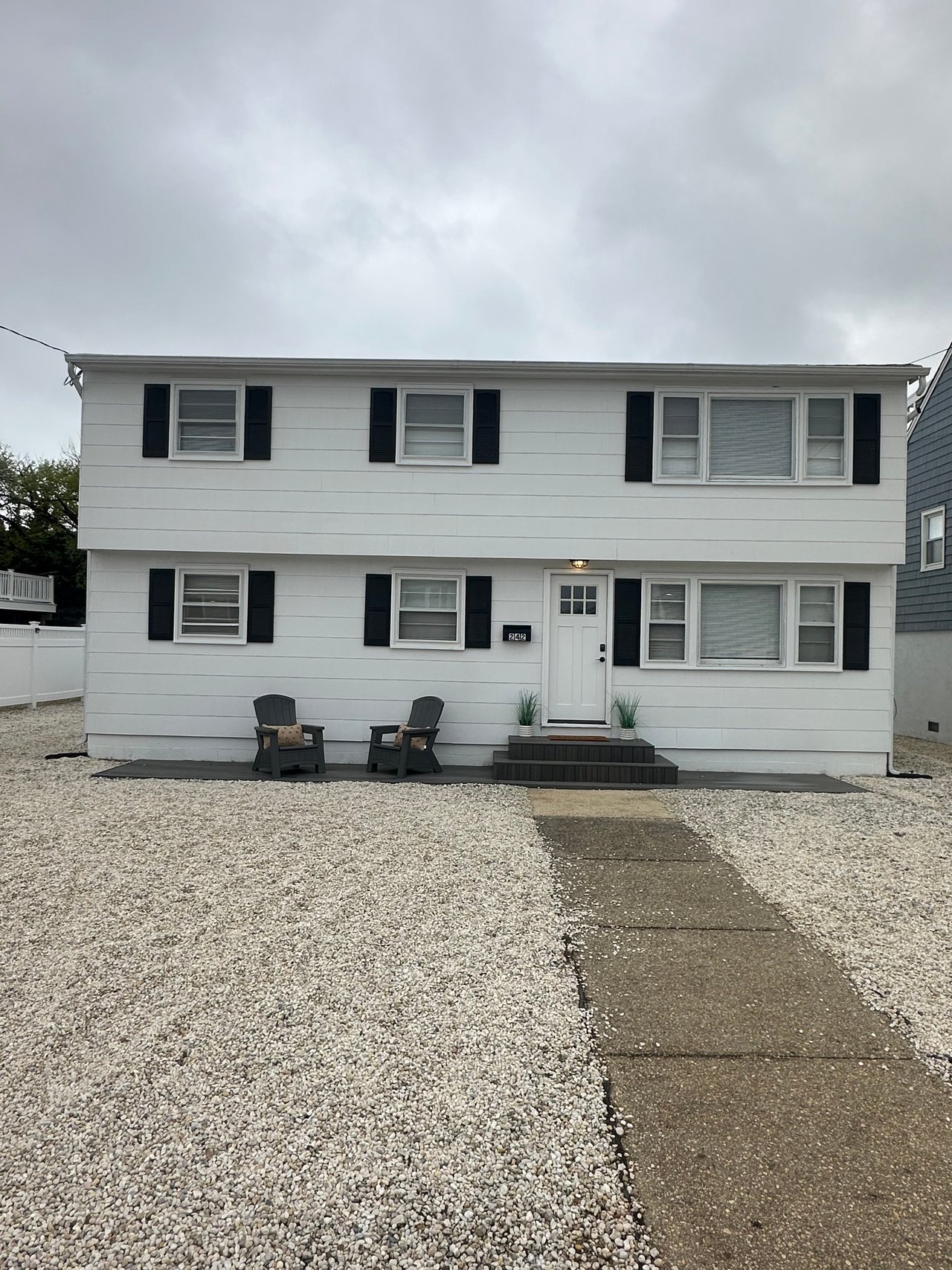 242 W 14th St. (downstairs unit) 