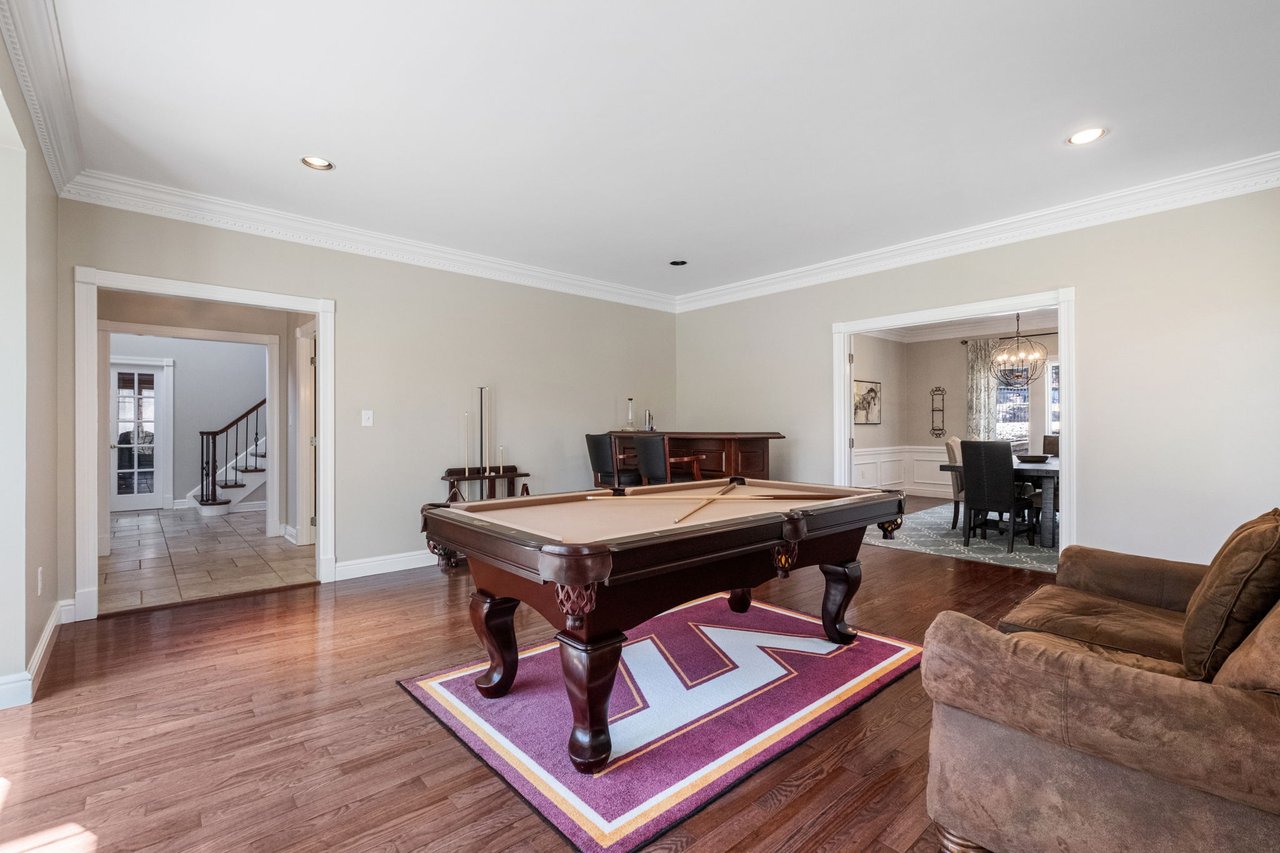 913 Highlander Circle