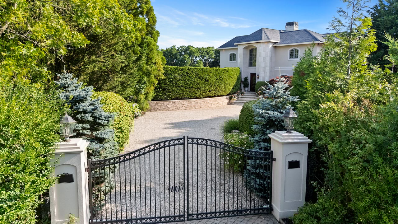 Ondine: An Extraordinary Mecox Bay Waterfront Estate