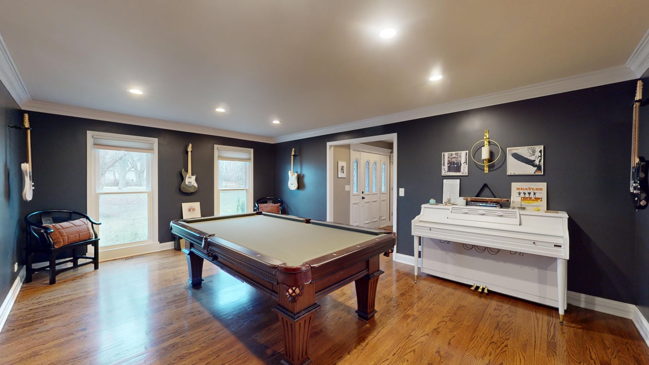 7N108 Hastings Dr 